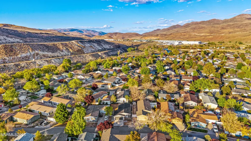 239 Rue De La Chartreuse, Sparks, Nevada 89434, 2 Bedrooms Bedrooms, ,2 BathroomsBathrooms,Residential,Residential,Rue De La Chartreuse,0,260005352