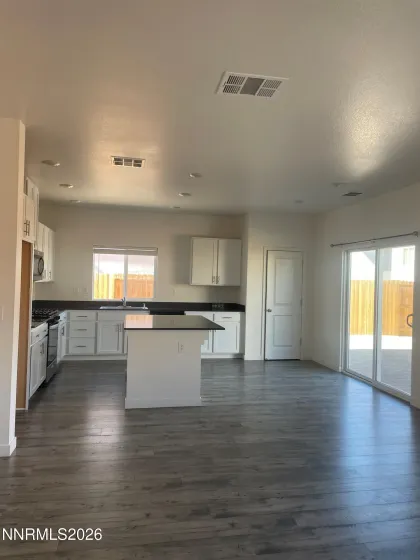 8931 Wolf Moon, Reno, Nevada 89506, 4 Bedrooms Bedrooms, ,3 BathroomsBathrooms,Residential,Residential,Wolf Moon,0,260010149