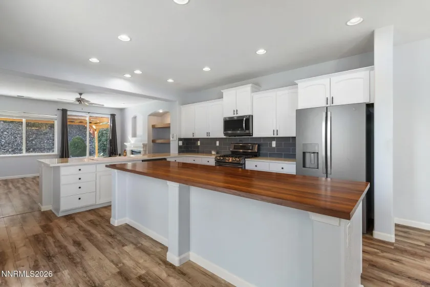 1315 Grand Summit, Reno, Nevada 89523, 4 Bedrooms Bedrooms, ,3 BathroomsBathrooms,Residential,Residential,Grand Summit,0,260010151