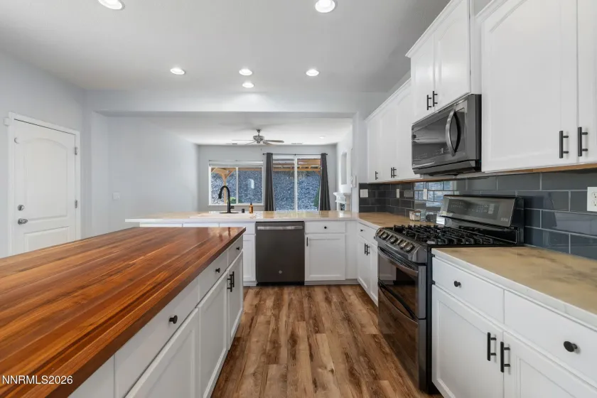 1315 Grand Summit, Reno, Nevada 89523, 4 Bedrooms Bedrooms, ,3 BathroomsBathrooms,Residential,Residential,Grand Summit,0,260010151