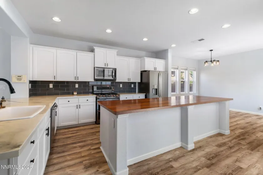 1315 Grand Summit, Reno, Nevada 89523, 4 Bedrooms Bedrooms, ,3 BathroomsBathrooms,Residential,Residential,Grand Summit,0,260010151