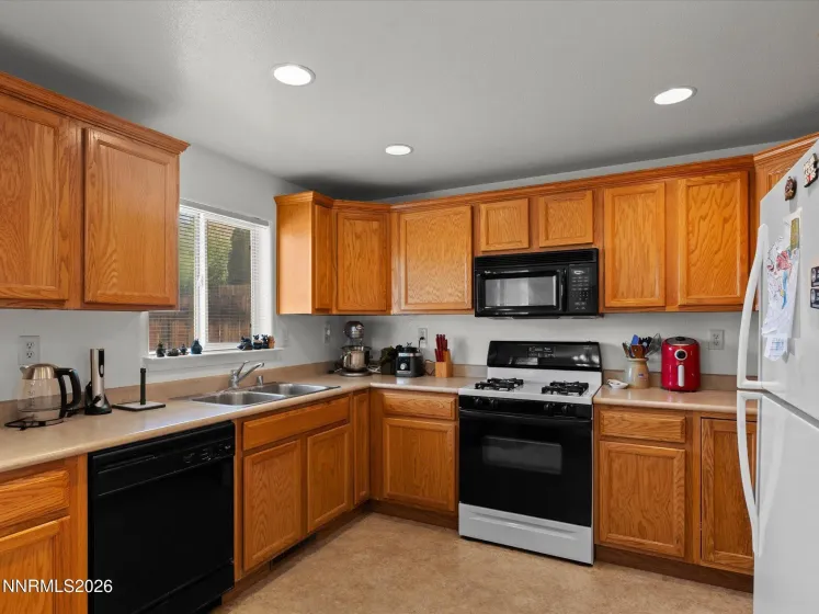 244 Walker, Gardnerville, Nevada 89410, 4 Bedrooms Bedrooms, ,2 BathroomsBathrooms,Residential,Residential,Walker,0,260010156