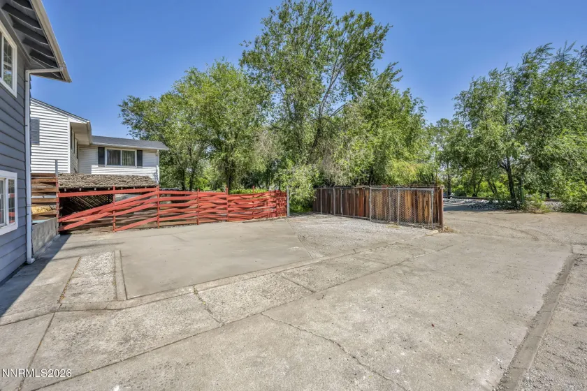 1130 Evans, Reno, Nevada 89512, 6 Bedrooms Bedrooms, ,2 BathroomsBathrooms,Residential,Residential,Evans,0,260010158