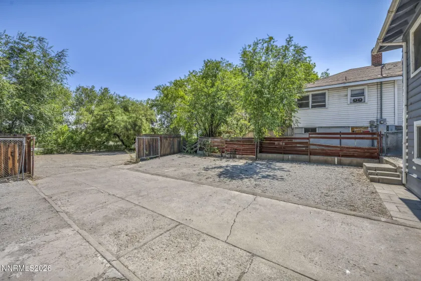 1130 Evans, Reno, Nevada 89512, 6 Bedrooms Bedrooms, ,2 BathroomsBathrooms,Residential,Residential,Evans,0,260010158
