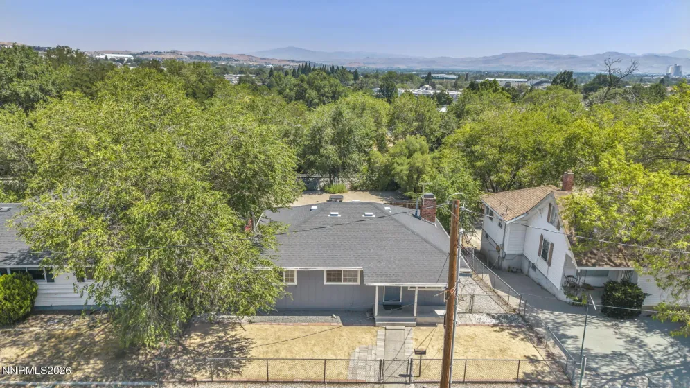 1130 Evans, Reno, Nevada 89512, 6 Bedrooms Bedrooms, ,2 BathroomsBathrooms,Residential,Residential,Evans,0,260010158