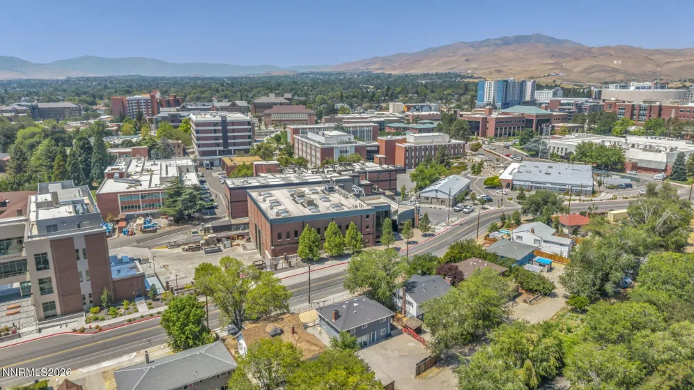 1130 Evans, Reno, Nevada 89512, 6 Bedrooms Bedrooms, ,2 BathroomsBathrooms,Residential,Residential,Evans,0,260010158