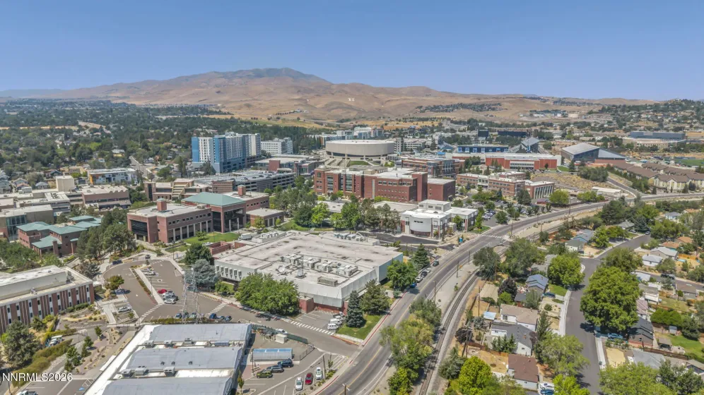 1130 Evans, Reno, Nevada 89512, 6 Bedrooms Bedrooms, ,2 BathroomsBathrooms,Residential,Residential,Evans,0,260010158