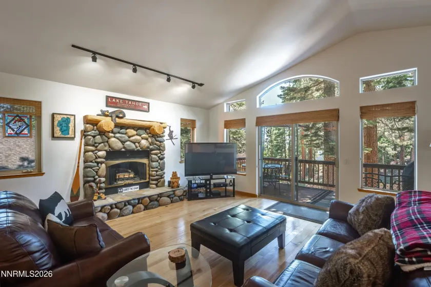 923 Michael, Incline Village, Nevada 89451, 3 Bedrooms Bedrooms, ,3 BathroomsBathrooms,Residential,Residential,Michael,0,260010159