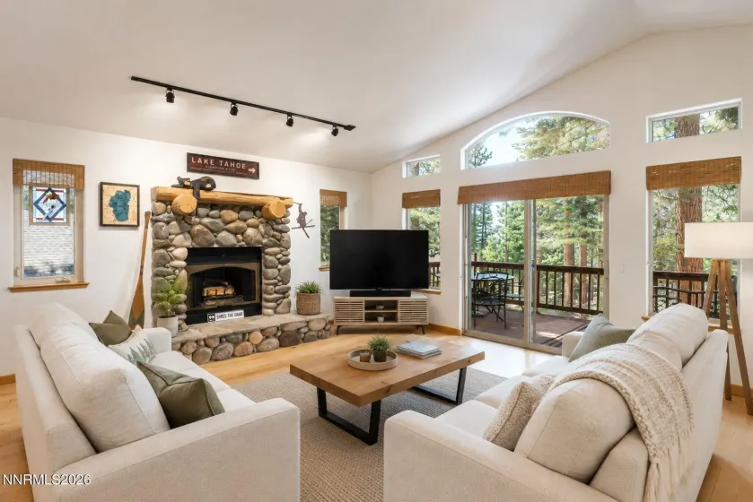 923 Michael, Incline Village, Nevada 89451, 3 Bedrooms Bedrooms, ,3 BathroomsBathrooms,Residential,Residential,Michael,0,260010159