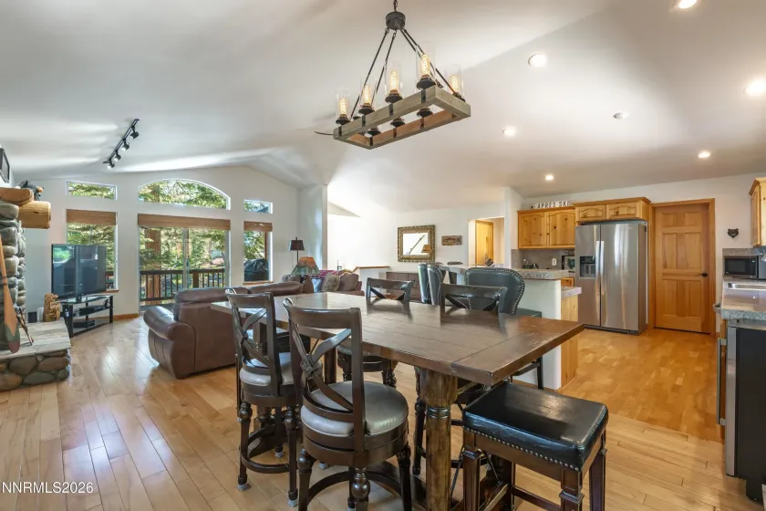 923 Michael, Incline Village, Nevada 89451, 3 Bedrooms Bedrooms, ,3 BathroomsBathrooms,Residential,Residential,Michael,0,260010159