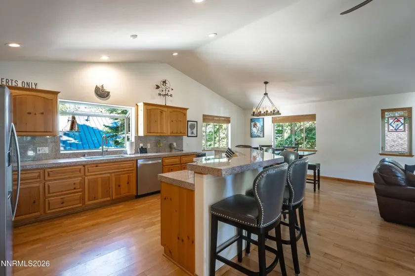 923 Michael, Incline Village, Nevada 89451, 3 Bedrooms Bedrooms, ,3 BathroomsBathrooms,Residential,Residential,Michael,0,260010159