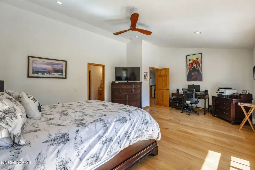 923 Michael, Incline Village, Nevada 89451, 3 Bedrooms Bedrooms, ,3 BathroomsBathrooms,Residential,Residential,Michael,0,260010159