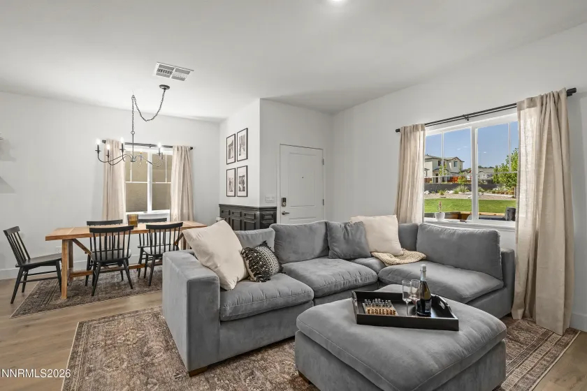 4229 Fawnridge, Reno, Nevada 89523, 3 Bedrooms Bedrooms, ,3 BathroomsBathrooms,Residential,Residential,Fawnridge,0,260010163