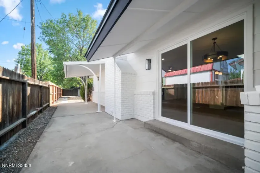 155 York, Sparks, Nevada 89431, 4 Bedrooms Bedrooms, ,2 BathroomsBathrooms,Residential,Residential,York,0,260010123