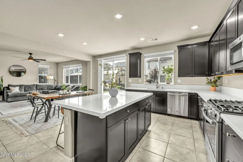 1973 Zidane, Sparks, Nevada 89436, 4 Bedrooms Bedrooms, ,3 BathroomsBathrooms,Residential,Residential,Zidane,0,260010125