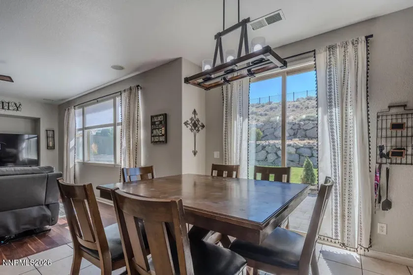7806 Fire Opal, Reno, Nevada 89506, 4 Bedrooms Bedrooms, ,3 BathroomsBathrooms,Residential,Residential,Fire Opal,0,260010126