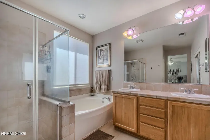 7806 Fire Opal, Reno, Nevada 89506, 4 Bedrooms Bedrooms, ,3 BathroomsBathrooms,Residential,Residential,Fire Opal,0,260010126