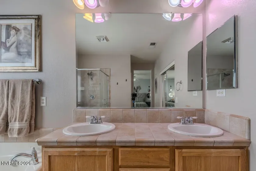 7806 Fire Opal, Reno, Nevada 89506, 4 Bedrooms Bedrooms, ,3 BathroomsBathrooms,Residential,Residential,Fire Opal,0,260010126