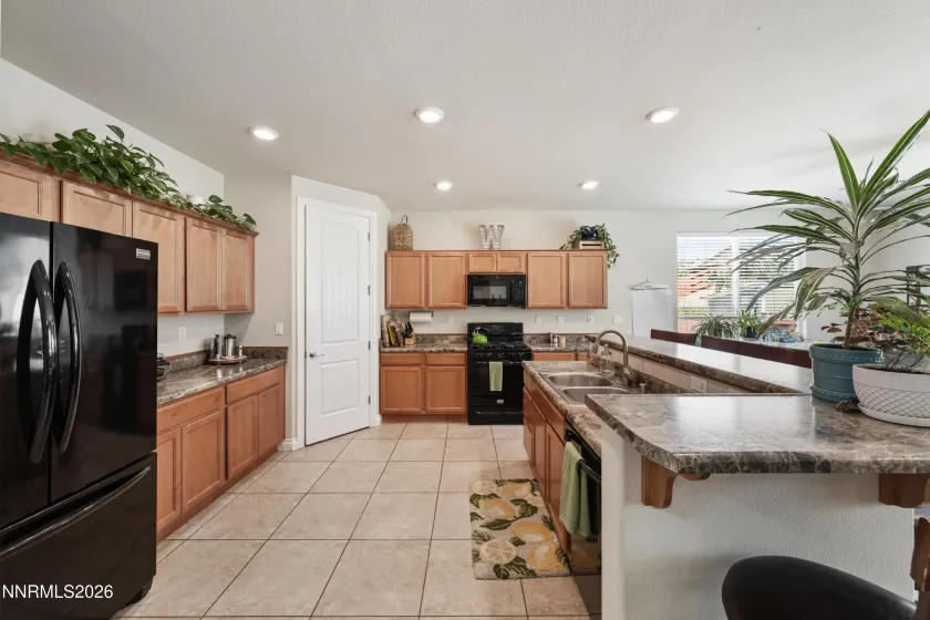 18212 Polar Bear, Reno, Nevada 89508, 4 Bedrooms Bedrooms, ,3 BathroomsBathrooms,Residential,Residential,Polar Bear,0,260010127