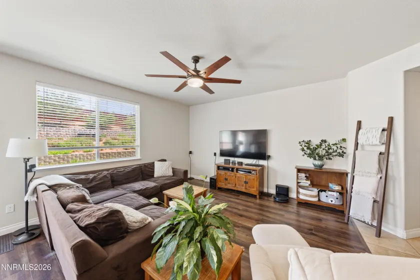 18212 Polar Bear, Reno, Nevada 89508, 4 Bedrooms Bedrooms, ,3 BathroomsBathrooms,Residential,Residential,Polar Bear,0,260010127