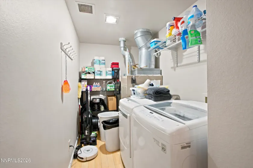 4400 Del Paso, Reno, Nevada 89502, 3 Bedrooms Bedrooms, ,2 BathroomsBathrooms,Residential,Residential,Del Paso,0,260010132