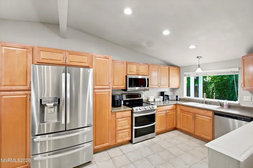 4400 Del Paso, Reno, Nevada 89502, 3 Bedrooms Bedrooms, ,2 BathroomsBathrooms,Residential,Residential,Del Paso,0,260010132
