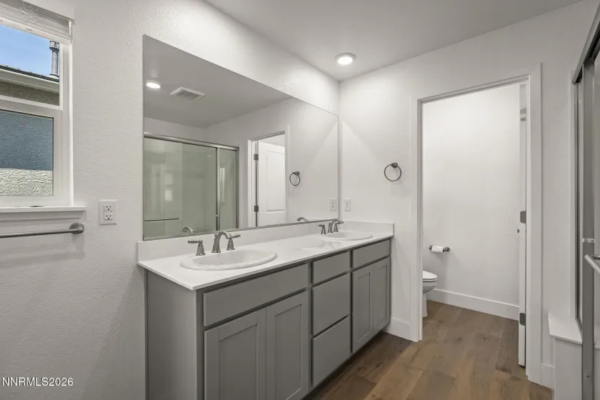 1330 Alpine, Reno, Nevada 89503, 3 Bedrooms Bedrooms, ,3 BathroomsBathrooms,Residential,Residential,Alpine,0,260010134