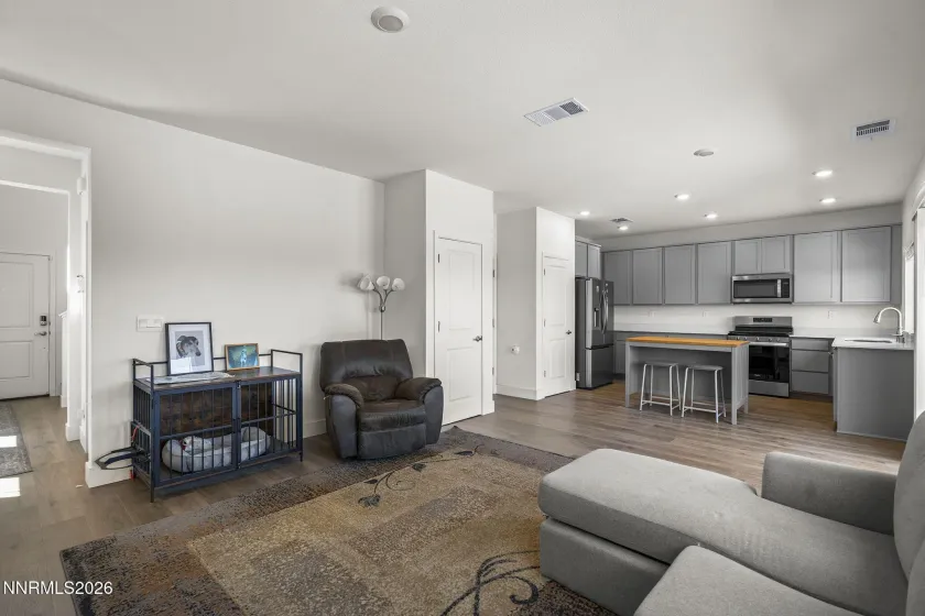 1330 Alpine, Reno, Nevada 89503, 3 Bedrooms Bedrooms, ,3 BathroomsBathrooms,Residential,Residential,Alpine,0,260010134