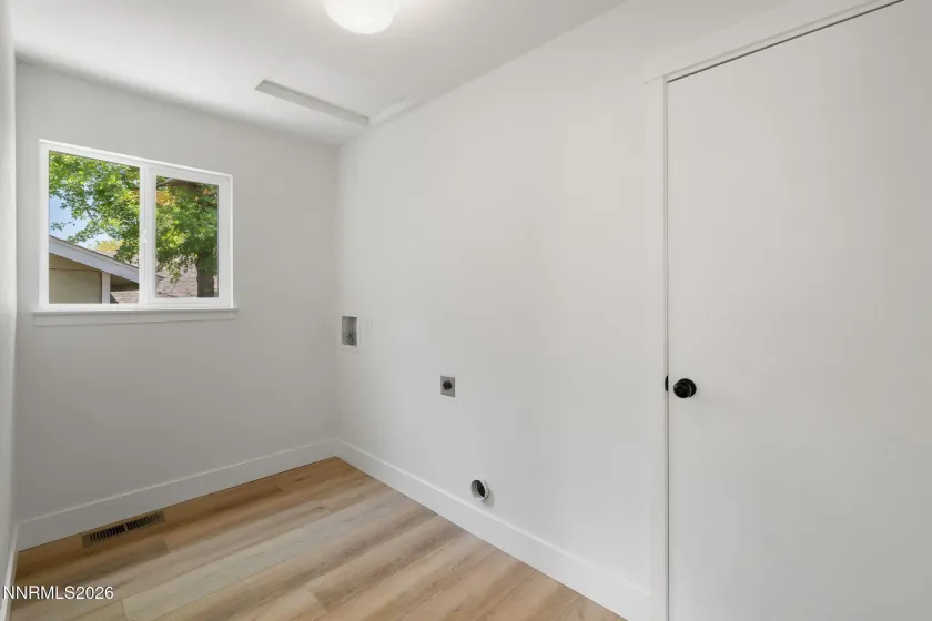 2396 Melody, Reno, Nevada 89512, 4 Bedrooms Bedrooms, ,2 BathroomsBathrooms,Residential,Residential,Melody,0,260010136