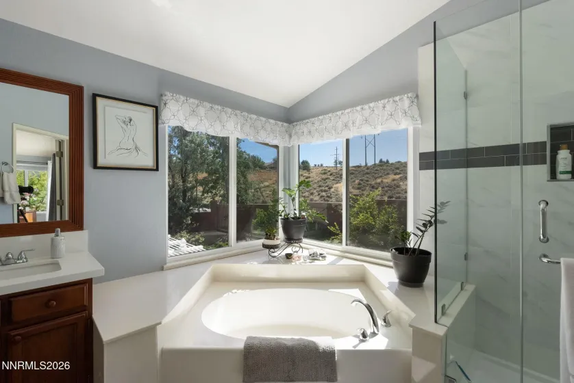 2201 Almond Creek, Reno, Nevada 89523, 5 Bedrooms Bedrooms, ,3 BathroomsBathrooms,Residential,Residential,Almond Creek,0,260010144
