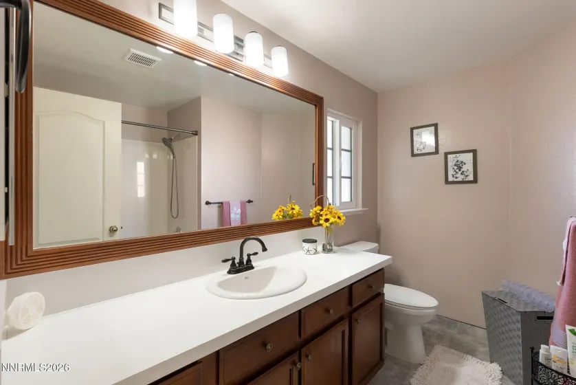 2201 Almond Creek, Reno, Nevada 89523, 5 Bedrooms Bedrooms, ,3 BathroomsBathrooms,Residential,Residential,Almond Creek,0,260010144