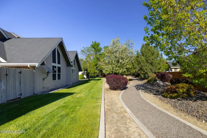 1001 Aspen Grove, Minden, Nevada 89423, 2 Bedrooms Bedrooms, ,2 BathroomsBathrooms,Residential,Residential,Aspen Grove,0,260010155