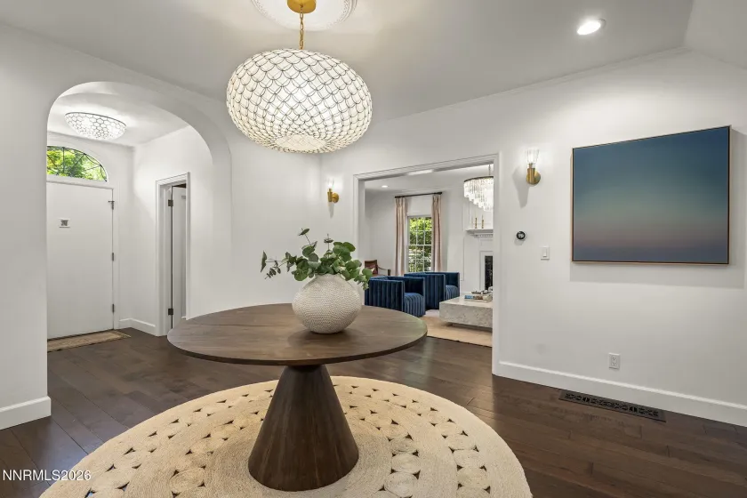 931 La Rue, Reno, Nevada 89509, 4 Bedrooms Bedrooms, ,5 BathroomsBathrooms,Residential,Residential,La Rue,0,260010170