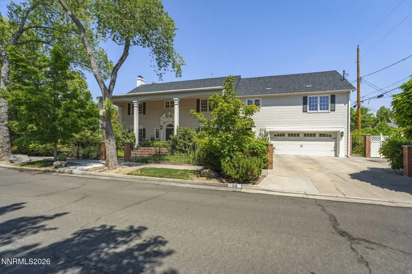931 La Rue, Reno, Nevada 89509, 4 Bedrooms Bedrooms, ,5 BathroomsBathrooms,Residential,Residential,La Rue,0,260010170