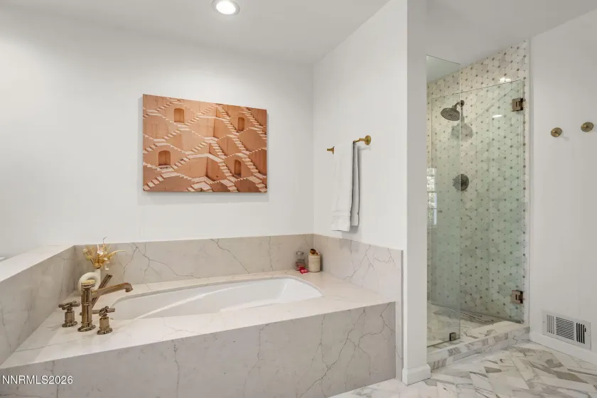 931 La Rue, Reno, Nevada 89509, 4 Bedrooms Bedrooms, ,5 BathroomsBathrooms,Residential,Residential,La Rue,0,260010170