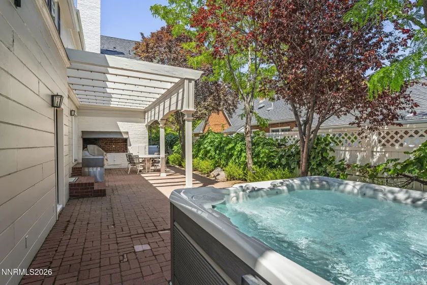 931 La Rue, Reno, Nevada 89509, 4 Bedrooms Bedrooms, ,5 BathroomsBathrooms,Residential,Residential,La Rue,0,260010170