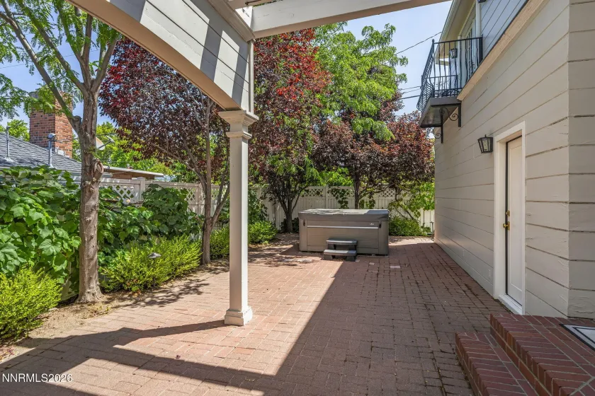 931 La Rue, Reno, Nevada 89509, 4 Bedrooms Bedrooms, ,5 BathroomsBathrooms,Residential,Residential,La Rue,0,260010170