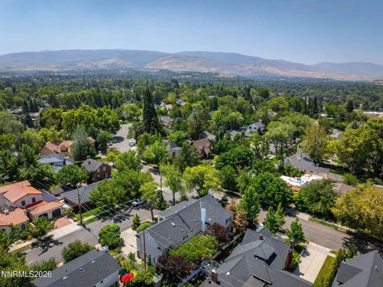 931 La Rue, Reno, Nevada 89509, 4 Bedrooms Bedrooms, ,5 BathroomsBathrooms,Residential,Residential,La Rue,0,260010170