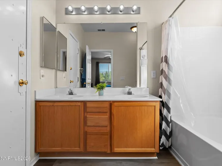21140 Mount Lewis, Reno, Nevada 89508, 3 Bedrooms Bedrooms, ,2 BathroomsBathrooms,Residential,Residential,Mount Lewis,0,260010176