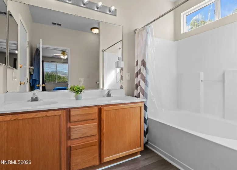 21140 Mount Lewis, Reno, Nevada 89508, 3 Bedrooms Bedrooms, ,2 BathroomsBathrooms,Residential,Residential,Mount Lewis,0,260010176