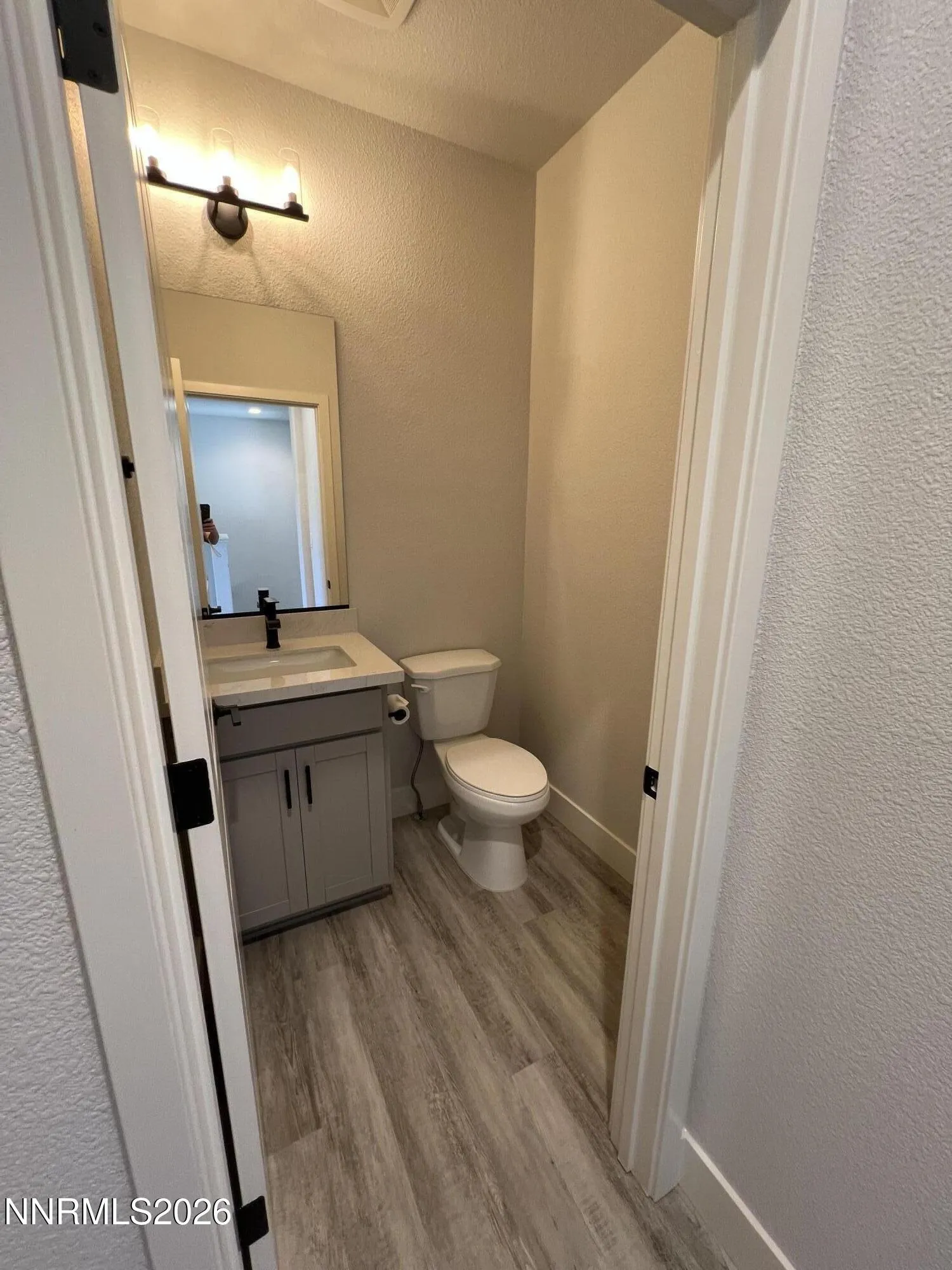 468 Blackbird, Gardnerville, Nevada 89410, 2 Bedrooms Bedrooms, ,3 BathroomsBathrooms,Residential,Residential,Blackbird,0,260010182