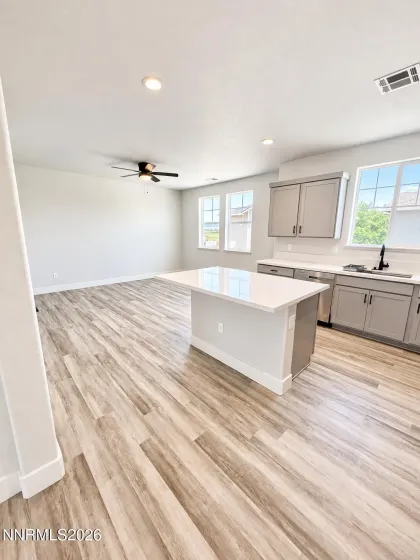 468 Blackbird, Gardnerville, Nevada 89410, 2 Bedrooms Bedrooms, ,3 BathroomsBathrooms,Residential,Residential,Blackbird,0,260010182