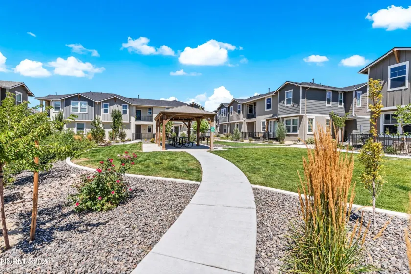 468 Blackbird, Gardnerville, Nevada 89410, 2 Bedrooms Bedrooms, ,3 BathroomsBathrooms,Residential,Residential,Blackbird,0,260010182