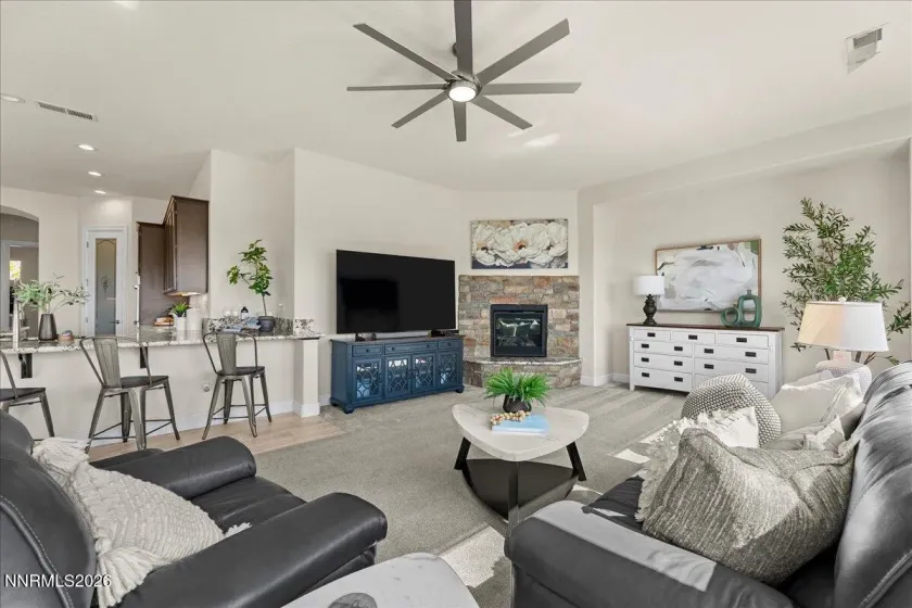 20 Diamond Stream, Sparks, Nevada 89441, 5 Bedrooms Bedrooms, ,4 BathroomsBathrooms,Residential,Residential,Diamond Stream,0,260010184
