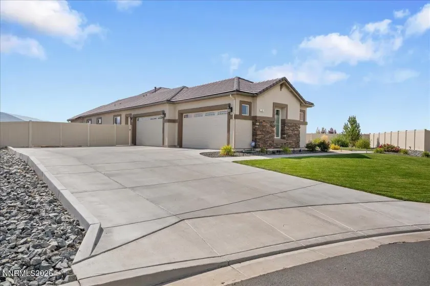 20 Diamond Stream, Sparks, Nevada 89441, 5 Bedrooms Bedrooms, ,4 BathroomsBathrooms,Residential,Residential,Diamond Stream,0,260010184