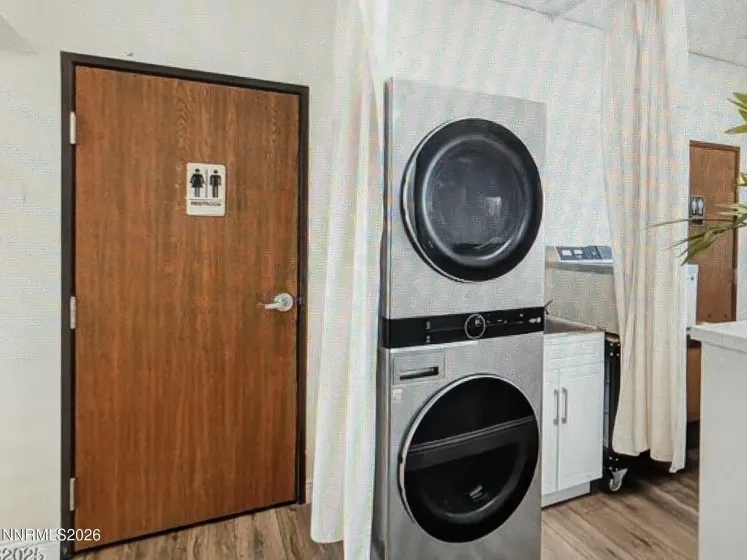 2145 Green Vista, Sparks, Nevada 89431, ,Commercial Sale,Residential,Green Vista,0,260010187