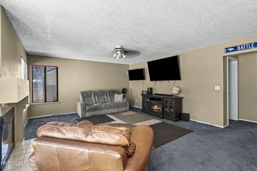 5296 Santa Barbara, Sparks, Nevada 89436, 4 Bedrooms Bedrooms, ,3 BathroomsBathrooms,Residential,Residential,Santa Barbara,0,260009266