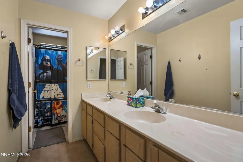 5296 Santa Barbara, Sparks, Nevada 89436, 4 Bedrooms Bedrooms, ,3 BathroomsBathrooms,Residential,Residential,Santa Barbara,0,260009266