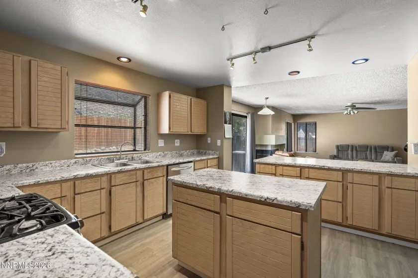 5296 Santa Barbara, Sparks, Nevada 89436, 4 Bedrooms Bedrooms, ,3 BathroomsBathrooms,Residential,Residential,Santa Barbara,0,260009266