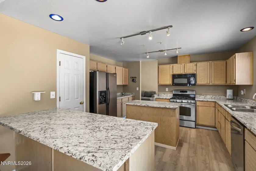 5296 Santa Barbara, Sparks, Nevada 89436, 4 Bedrooms Bedrooms, ,3 BathroomsBathrooms,Residential,Residential,Santa Barbara,0,260009266